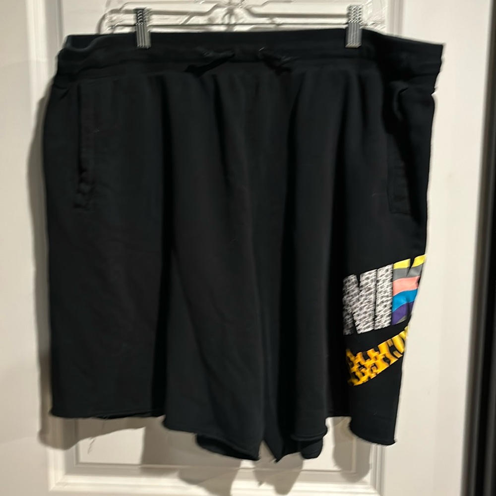 Nike wild black drawstring shorts XXL